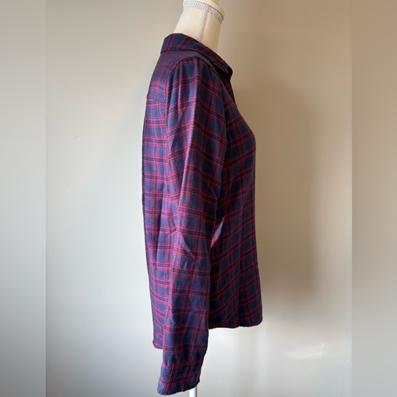 Hollister Boyfriend Fit Flannel Button-Down – Size XS - Picture 4 of 10